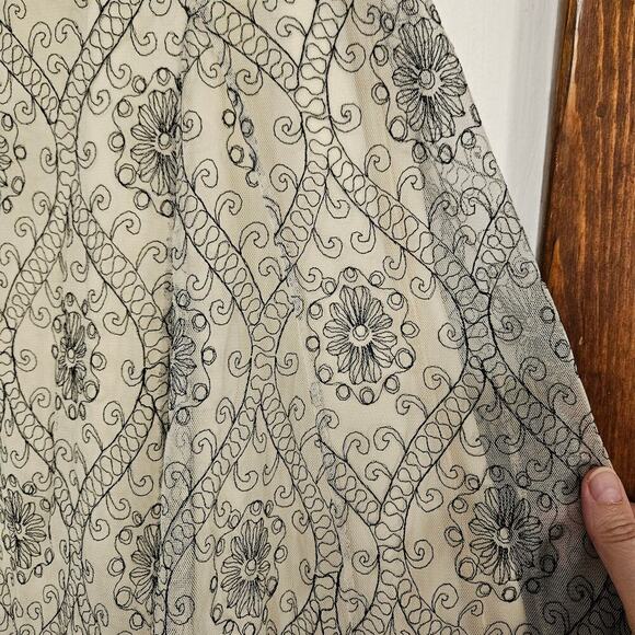 VNTG 90s R.Q.T Sheer Cream/Black Low Rise Midi Skirt Mesh Overlay Sz Large Lace - Picture 4 of 8